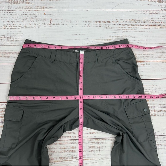 Columbia Women's 10 Cloverdale Omni Shield Advanced Repellency Gray Cargo Pants - Picture 13 of 13